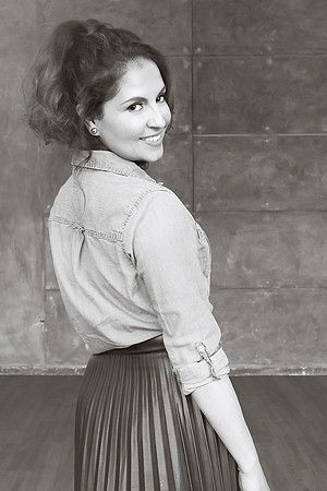 photoshoot near me, portrait photographer near me, fashion photographer near me, portrait studio near me