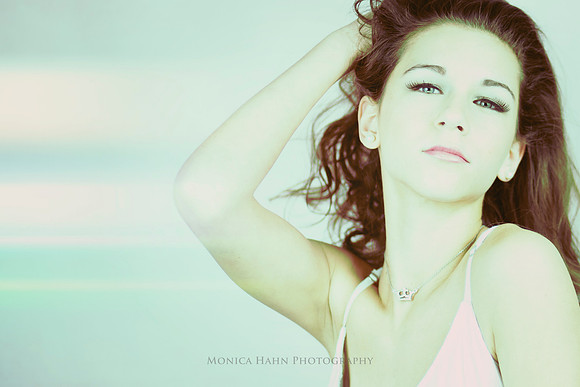 Copyright: MonicaHahnPhotography.com & FenceOgraphy.com