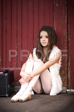 MonicaHahnPhotography, Monica Hahn, FenceOgraphy, sue bryce, fashion, teen vogue, photoshoot, beauty, glam the dress, portrait, portrait photographer, senior pictures, senior photo shoot, photo shoot,