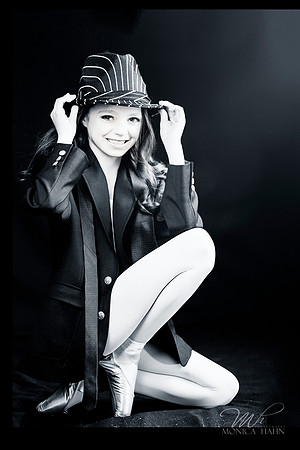 MonicaHahnPhotography, Monica Hahn, FenceOgraphy, sue bryce, fashion, teen vogue, photoshoot, beauty, glam the dress, portrait, portrait photographer, senior pictures, senior photo shoot, photo shoot,