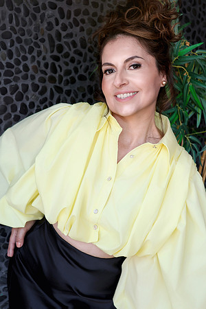 photoshoot near me, portrait photographer near me, fashion photographer near me, portrait studio near me