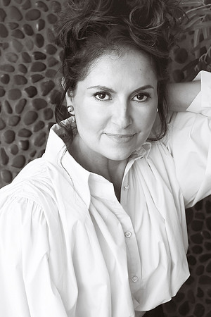 photoshoot near me, portrait photographer near me, fashion photographer near me, portrait studio near me