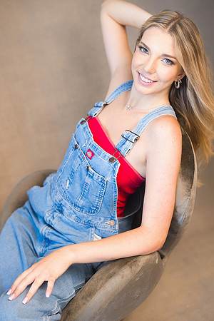 inside the style studio, monica hahn photography, modeling photography, model portfolio, model photographer, fashion photographer, female model